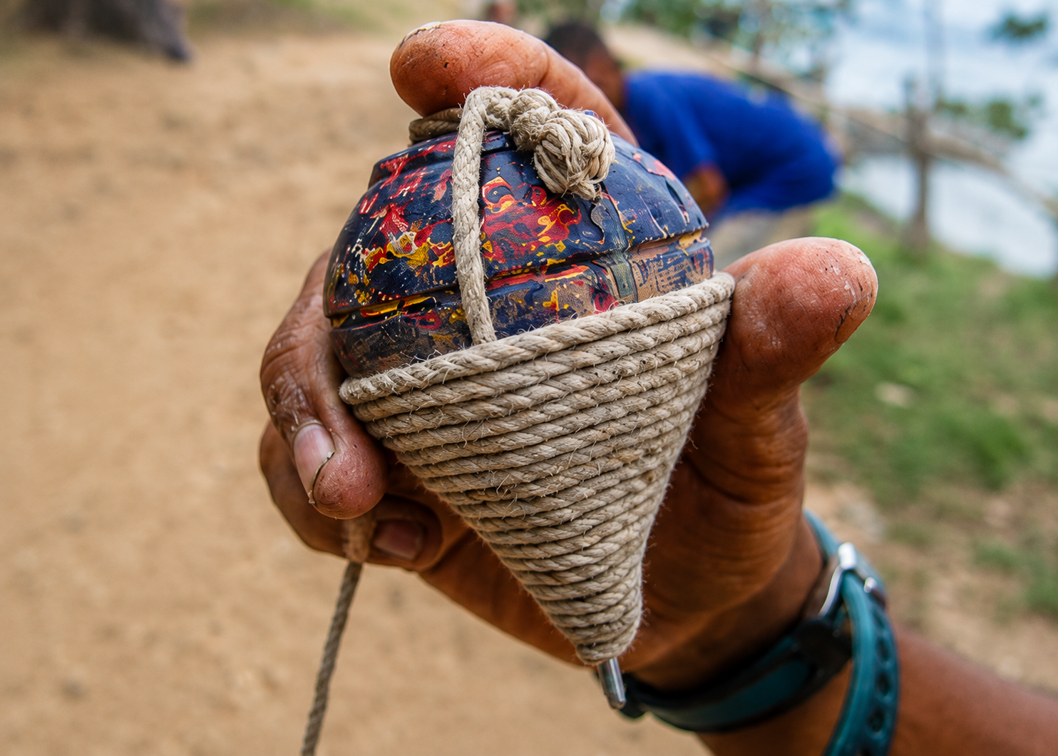 Gig Building — traditional Jamaican game